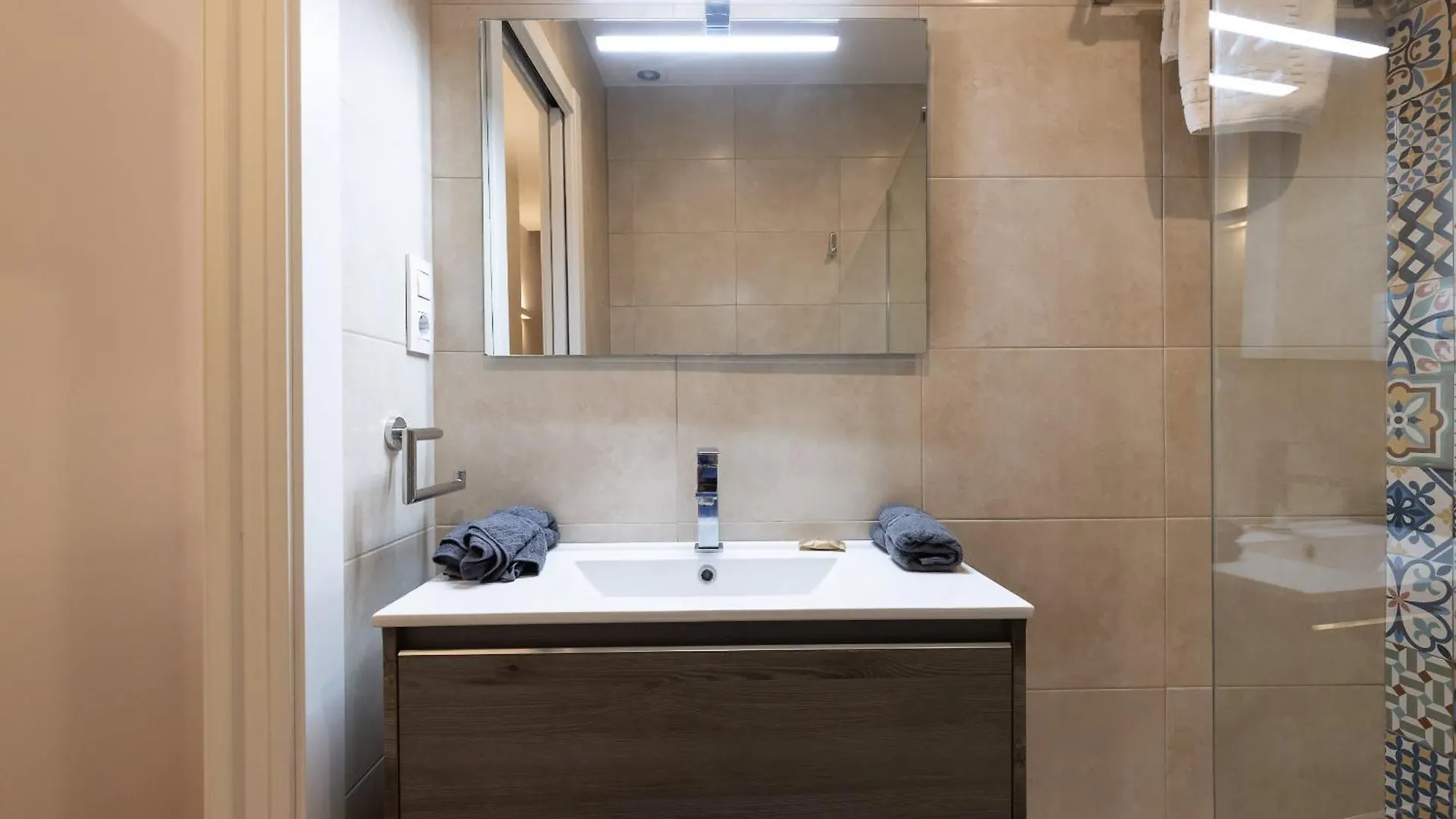 Merceria 1 By Unik Tarragona Spain